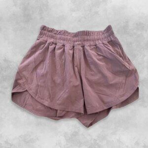 Lululemon Tracker Shorts w/ Liner - Mauve - sz 6